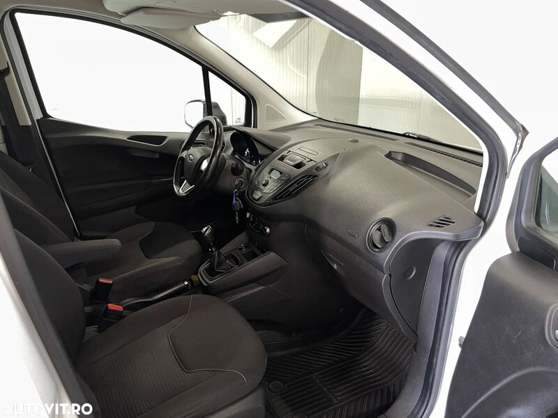 Ford Transit Courier