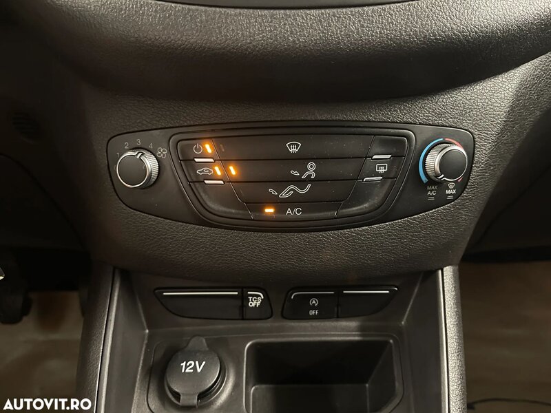 Ford Transit Courier
